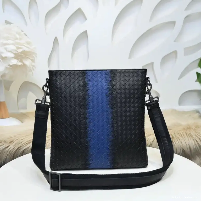 Official Brother Sam s Bottega 2110YZ0004 Bags Veneta 0712